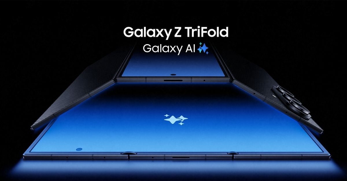 triple-fold smartphone
